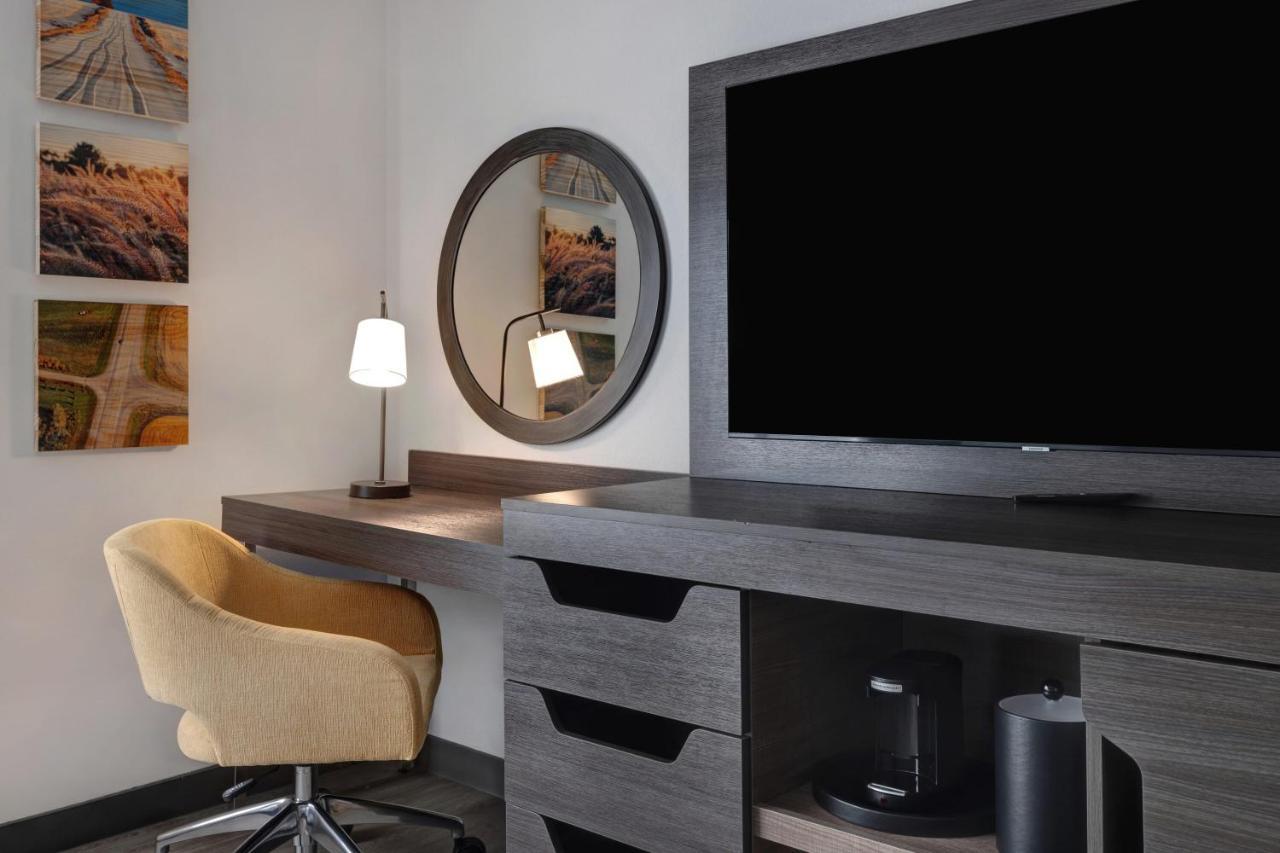 Hampton Inn Chicago Orland Park Bagian luar foto